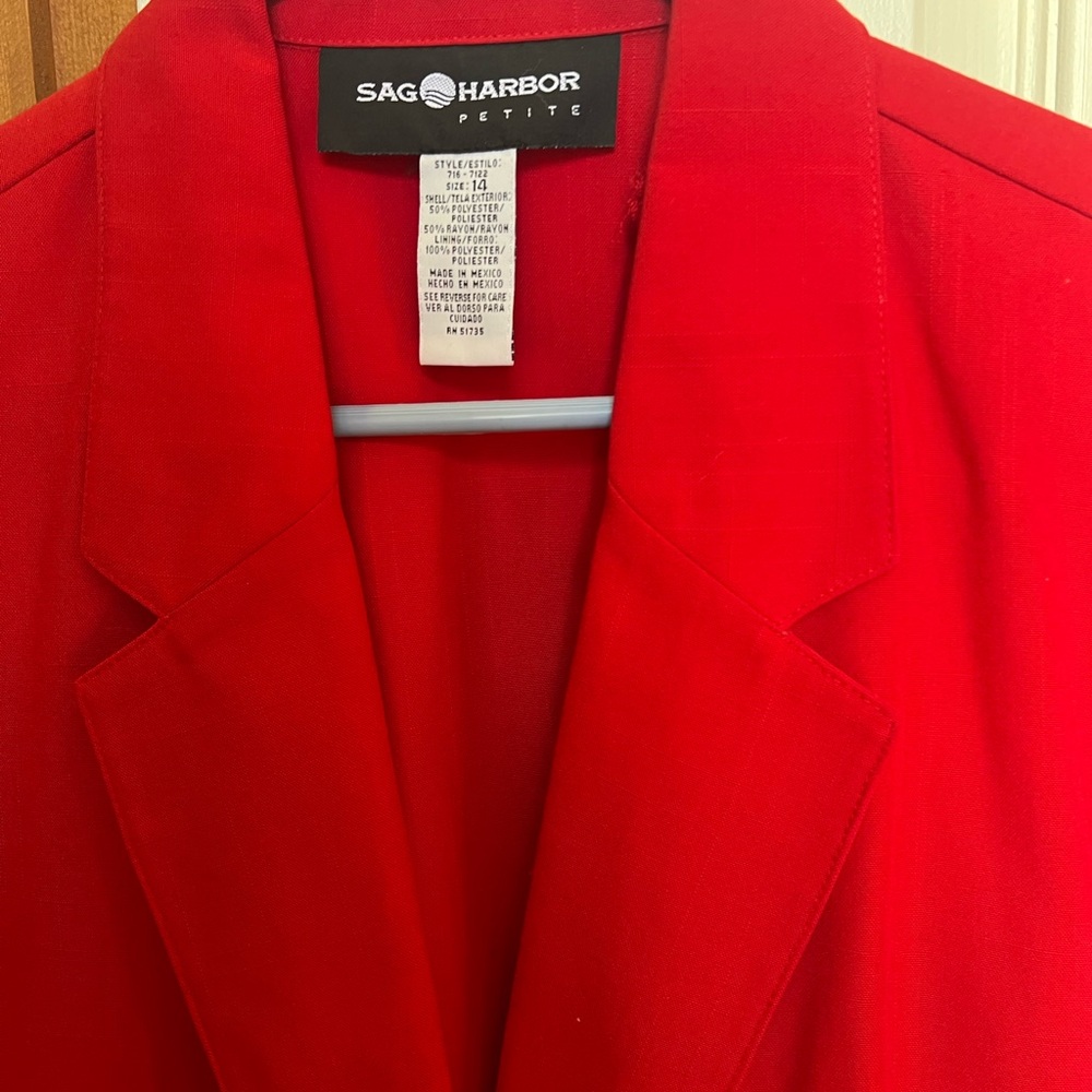 Sag Habor Ladies red blazer, size 14 gently worn